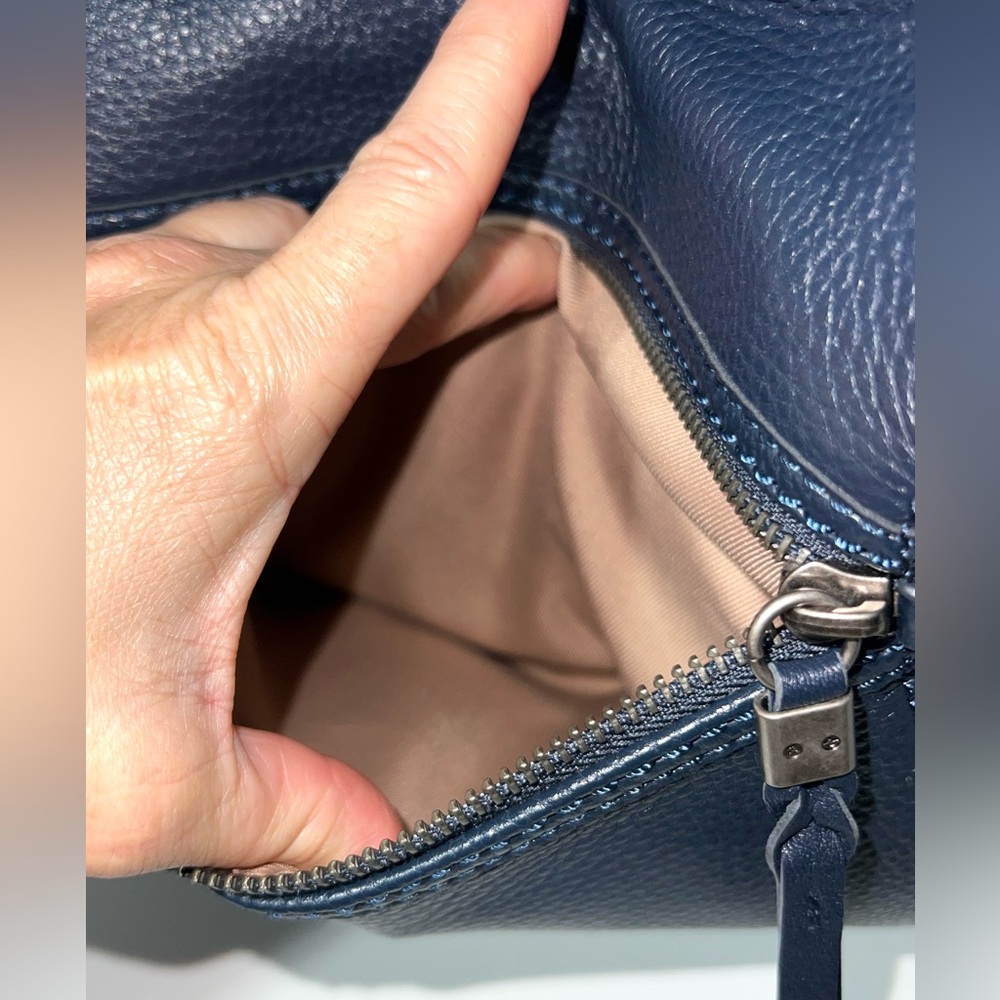 The Sak Sequoia Hobo Shoulder Bag Blue Leather with
Charms NEW - Picture 9 of 16